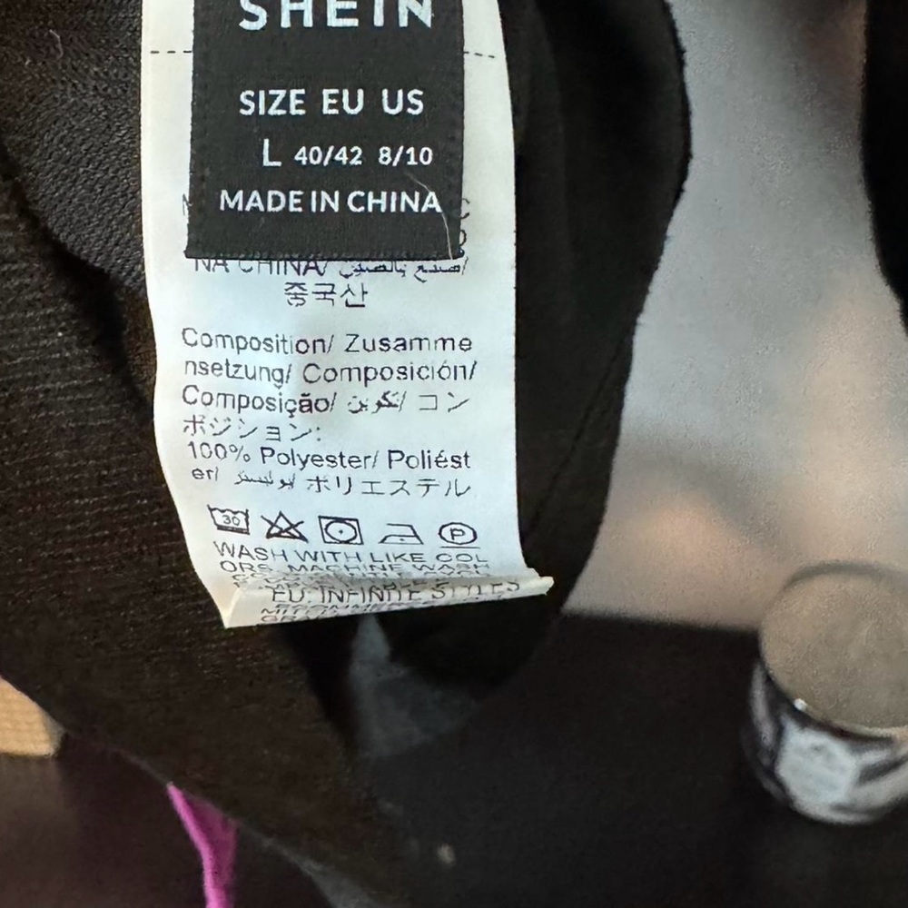 SHEIN button down - Picture 4 of 6